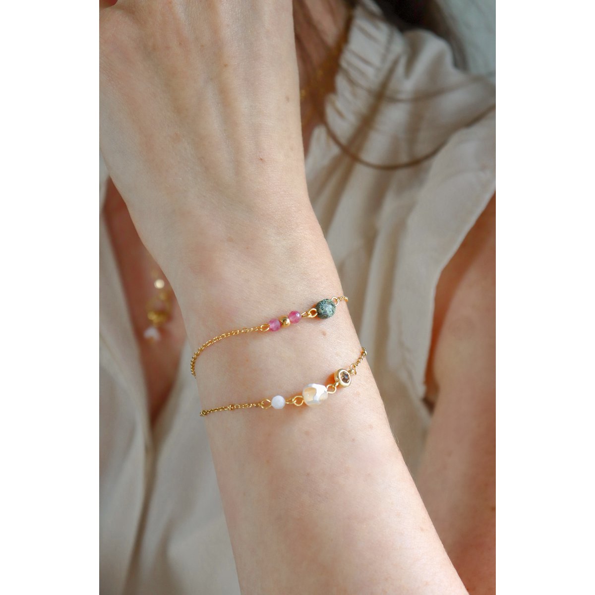 Afrikanisches Türkis- und Turmalin-Armband – Gold