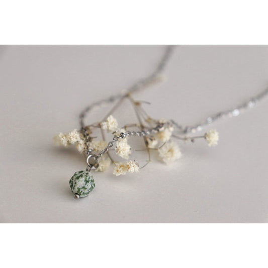Grüne Punkt-Jaspis-Halskette – Silber