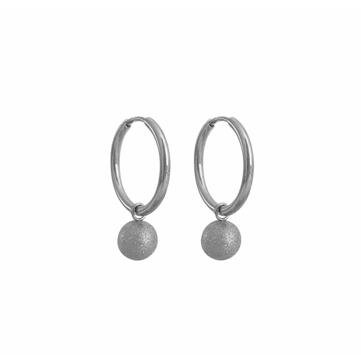 Mattierte Kugelohrringe – Silber
