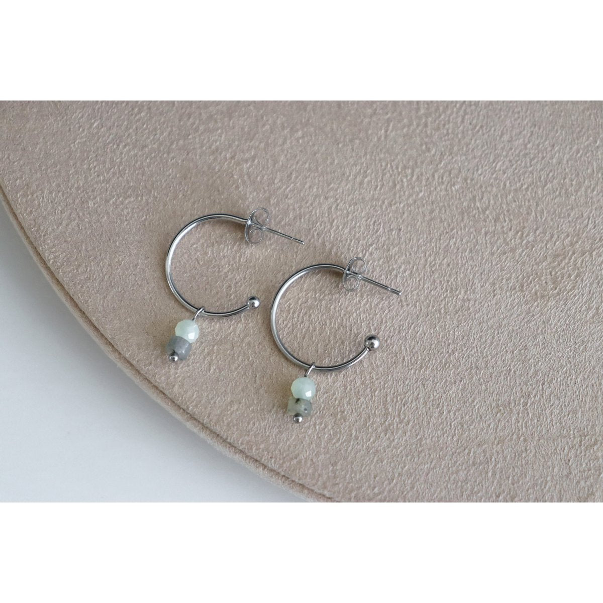 Labradorit- und Jade-Ohrringe – Silber