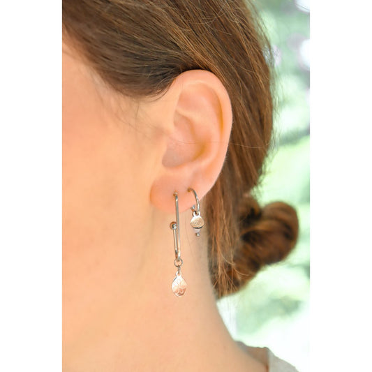 Lange Blumenohrringe – Silber
