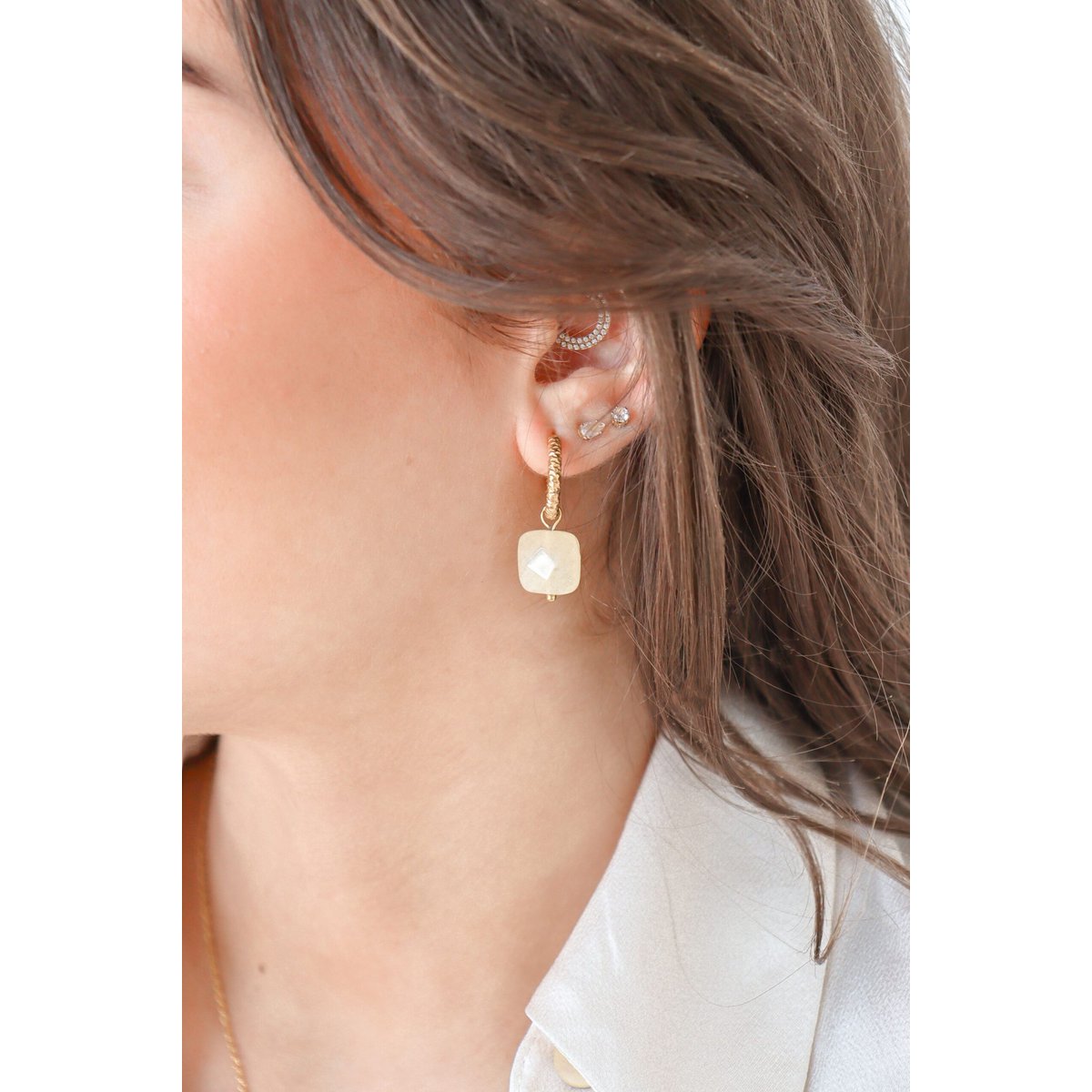 Jade-Edelstein-Ohrringe – Gold