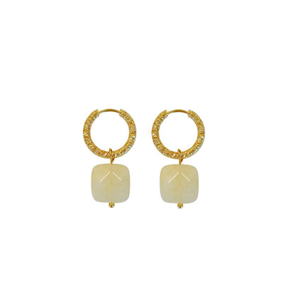 Jade-Edelstein-Ohrringe – Gold