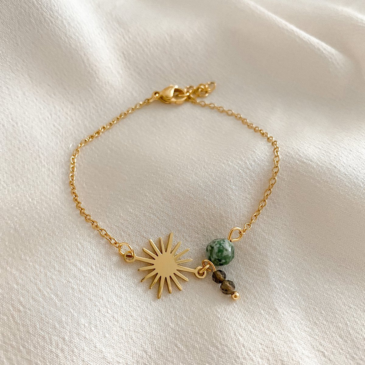 Armband aus Rauchquarz und grünem Punktjaspis – Gold