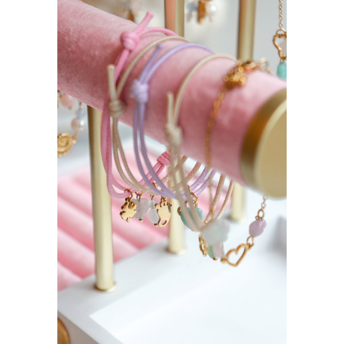 Wachskordel-Armband Rosenquarz & vierblättriges Kleeblatt – Gold