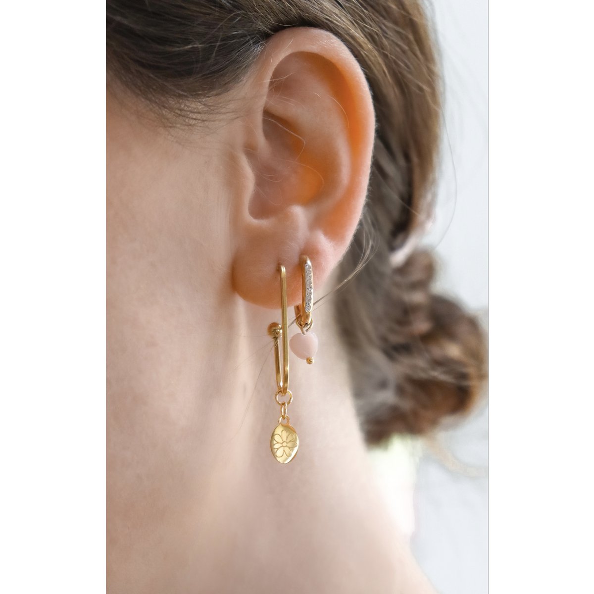 Lange Blumenohrringe – Gold