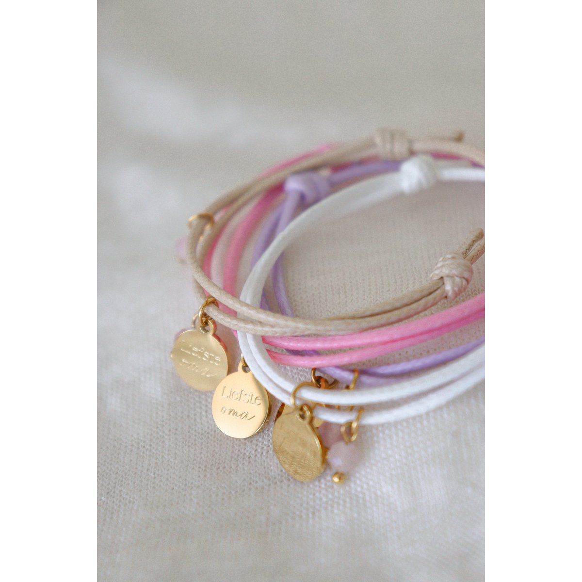 Armband „Liebste Tante“ – Farbe wählen – Gold